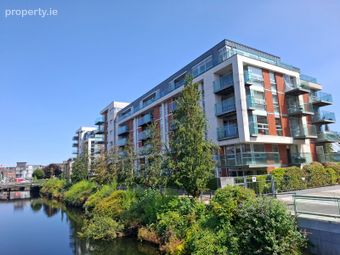 15 The Fastnet, Lancaster Gate, Western Road, Co. Cork