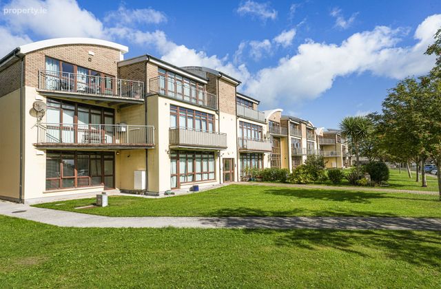 53 Barnwall Court, Balbriggan, Co. Dublin, Balbriggan, Co. Dublin - Click to view photos