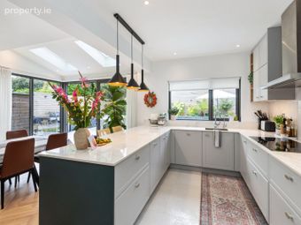 65 Avoca Park, Blackrock, Co Dublin, Blackrock, Co. Dublin - Image 4