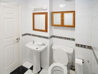 Apartment 100, Gleann Na Ri, Murrough, Renmore, Co. Galway - Image 5