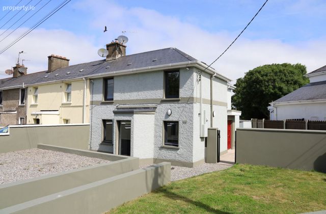 10 Clancool Terrace, Bandon, Bandon, Co. Cork - Click to view photos