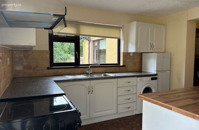 Belcarra, Castlebar, Belcarra, Co. Mayo - Click to view photos