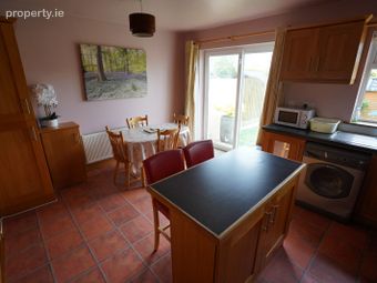 25 Cluain Aoibheann, Ballycasey, Shannon, Co. Clare - Image 3