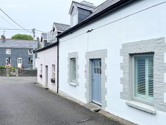 6 Mandeville Terrace, Bandon Road, Kinsale, Co. Cork
