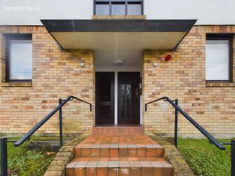 Apartment 3 , Newtown Woods, Newtown, Co. Waterford - Image 2