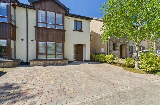 213 Roseberry Hill, Roseberry, Newbridge, Co. Kildare - Click to view photos