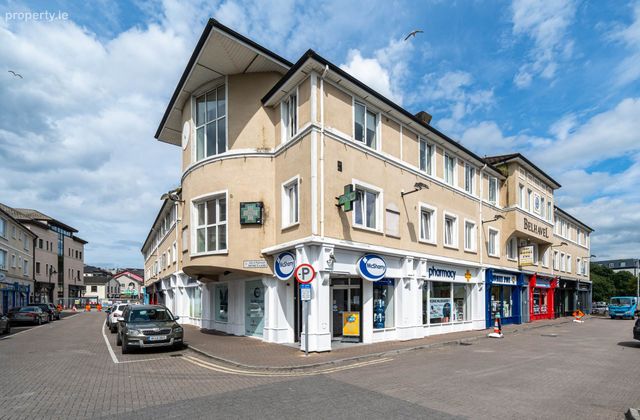 12 Belhavel, Golden Island, Athlone, Co. Westmeath, Athlone, Co. Westmeath - Click to view photos