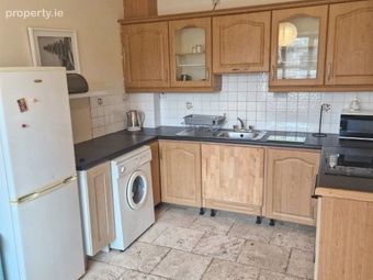 10 Pembroke Court, Carlow, Lisnavagh, Co. Carlow - Image 2