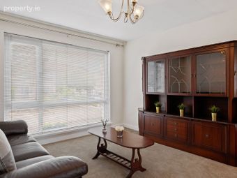 56 Balally Park, Dundrum, Dublin 16 - Image 2