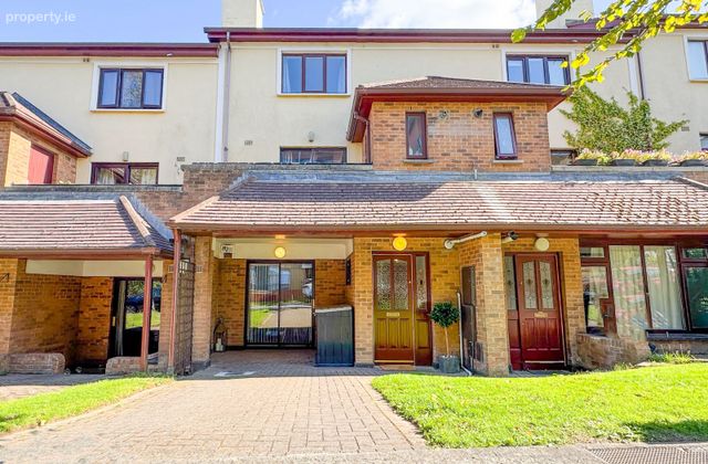 8 Gleann Na R&iacute;, Druids Valley, Cabinteely, Dublin 18 - Click to view photos
