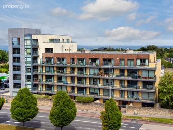 Apartment 33, Merrion Hall, Mount Merrion Avenue, Blackrock, Co. Dublin - Image 2