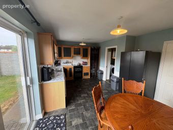 1 Stonebridge Park, Rochfortbridge, Rochfortbridge, Co. Westmeath - Image 4
