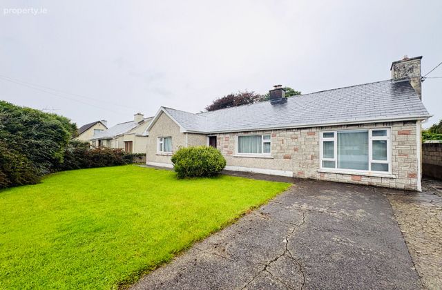 27 Lisbeg, Oakpark, Tralee, Co. Kerry - Click to view photos