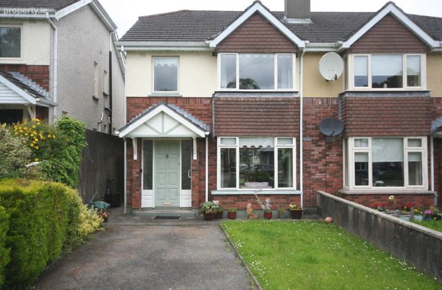 8 Ashbrook, Sligo, Sligo, Co. Sligo - Click to view photos