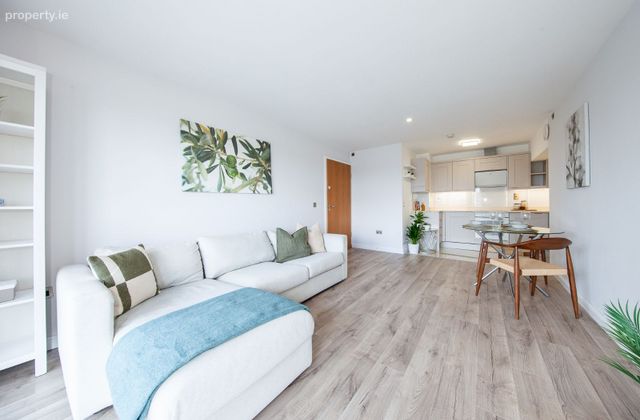 Apartment 46, Canon Hall, IFSC, Dublin 1 - Click to view photos
