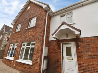 18 Belmont Avenue, Garryduff, Rochestown, Co. Cork - Image 2