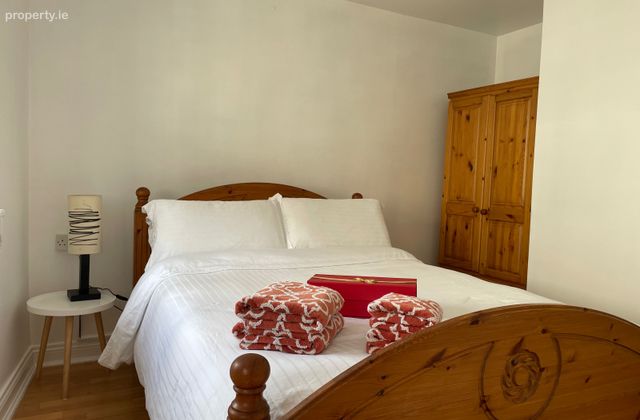 Centre Of Killaloe, Killaloe, Co. Clare - Click to view photos