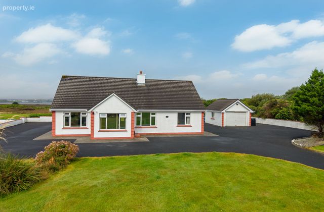 1 Pollranny, Achill Sound, Achill, Co. Mayo - Click to view photos