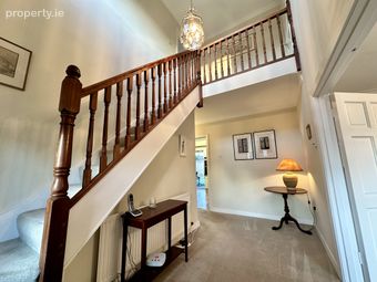 16 Shrewsbury Lawn, Cabinteely, Cabinteely, Dublin 18 - Image 3