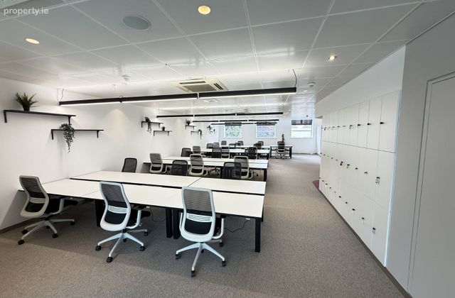 Sir John Rogerson's Quay, Dublin 2 - Click to view photos