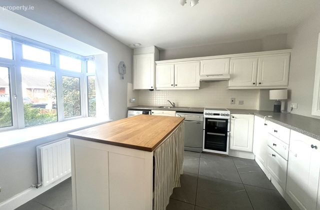 Berwick Hall, Dublin 14, Churchtown, Dublin 14 - Click to view photos