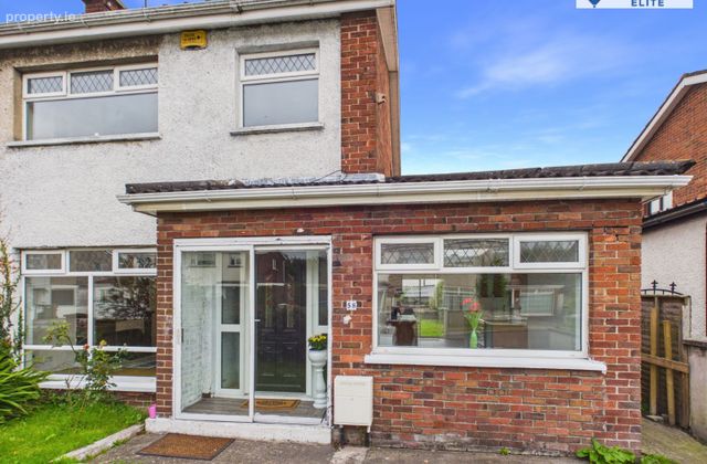 58 Cherryvale, Bay Estate, Dundalk, Co. Louth - Click to view photos