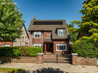 10 The Gallops, Naas, Co. Kildare