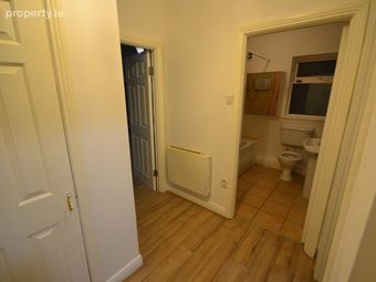 15 Somerville Court, Somerville Avenue, Crumlin, Dublin 12 - Image 4