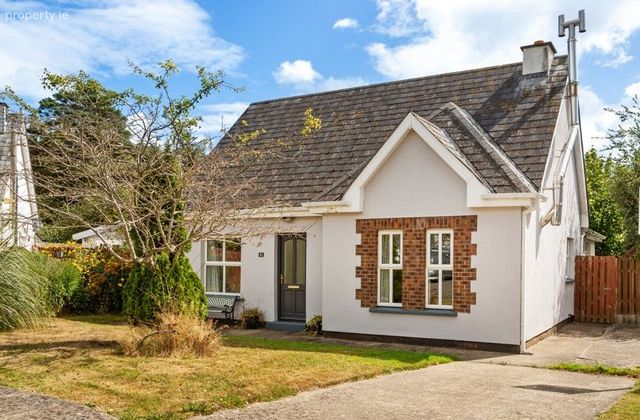 41 Seaview, Ardamine, Poulshone, Co. Wexford - Click to view photos
