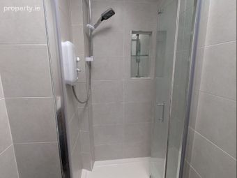 Castleknock Square, Castleknock, Dublin 15 - Image 4