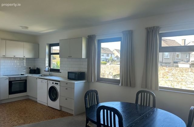 Sunville Court, North Circular Road, Co. Limerick - Click to view photos