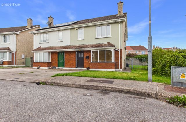 14 D&uacute;n Coran, Sweetfields, Youghal, Co. Cork - Click to view photos