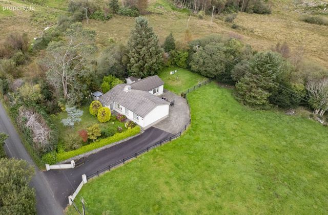 Derrygarrane South, Blackwater, Kenmare, Co. Kerry - Click to view photos