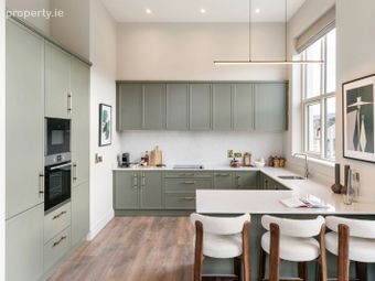 4 Bed House, Cabinteely, Dublin 18 - Image 3