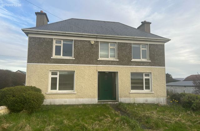 Knocknaskeha, Killarney, Co. Kerry - Click to view photos