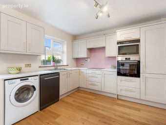 14 Carrig Green, Carrig Na Curra, Carrigaline, Co. Cork - Image 2
