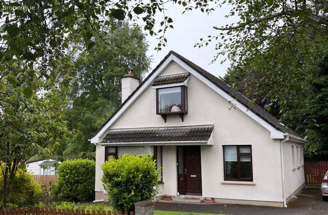 8 Woodbine Avenue, Ballygannon, Rathdrum, Co. Wicklow - Click to view photos