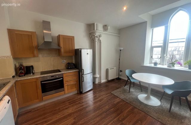 Hybreasal House, South Circular Road, Kilmainham, Dublin 8 - Click to view photos