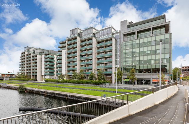 12 Longford House, Spencer Dock, Dublin 1, Dublin 1 - Click to view photos