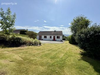 Nora's Cottage, Lissivigeen, Killarney, Co. Kerry - Image 3