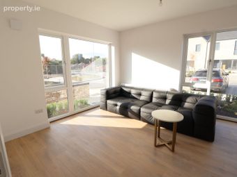 Kennan View, Luttrellstown Gate, Dublin 15 - Image 4
