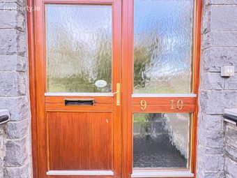 10 The Downs, Lakepoint Park, Mullingar, Co. Westmeath - Image 2