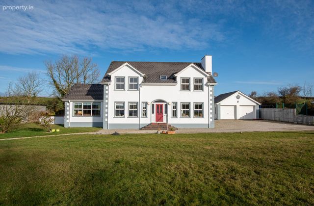 5 Leatbeg, Dundrain, Burnfoot, Co. Donegal, Burnfoot, Co. Donegal - Click to view photos