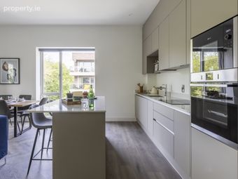 3-bed, Griffith Avenue, Drumcondra, Dublin 3 - Image 2