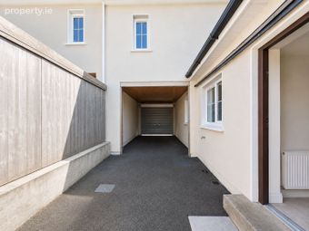 27 Chestnut Avenue, Esker Hills, Portlaoise, Co. Laois - Image 3