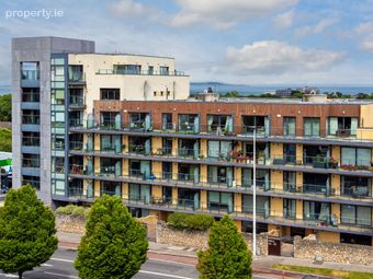Apartment 33, Merrion Hall, Mount Merrion Avenue, Stillorgan, Co. Dublin