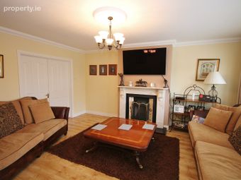 13 Rinawade Lawns, Leixlip, Co Kildare, Leixlip, Co. Kildare - Image 2