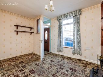 11 Valentia Parade, Phibsborough, Dublin 7 - Image 2