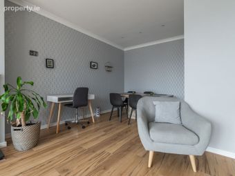 Penthouse Apartment 201, Temple Court, Dublin 9 - Image 3