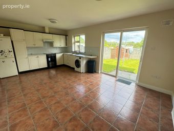 9 Oakdale, Baylough, Athlone, Co. Roscommon - Image 4